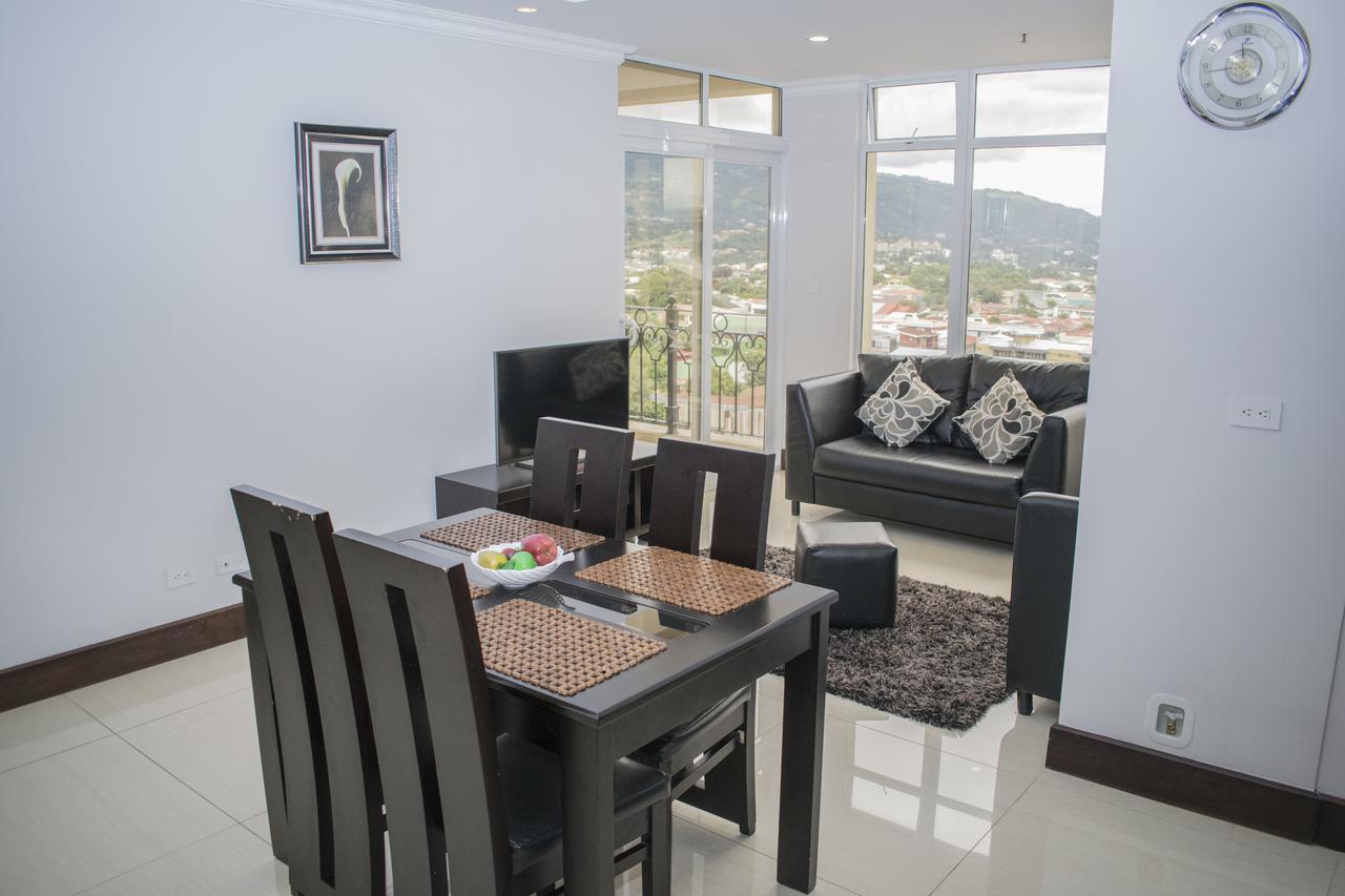 Torres Del Lago Suites And Apartments San José Buitenkant foto