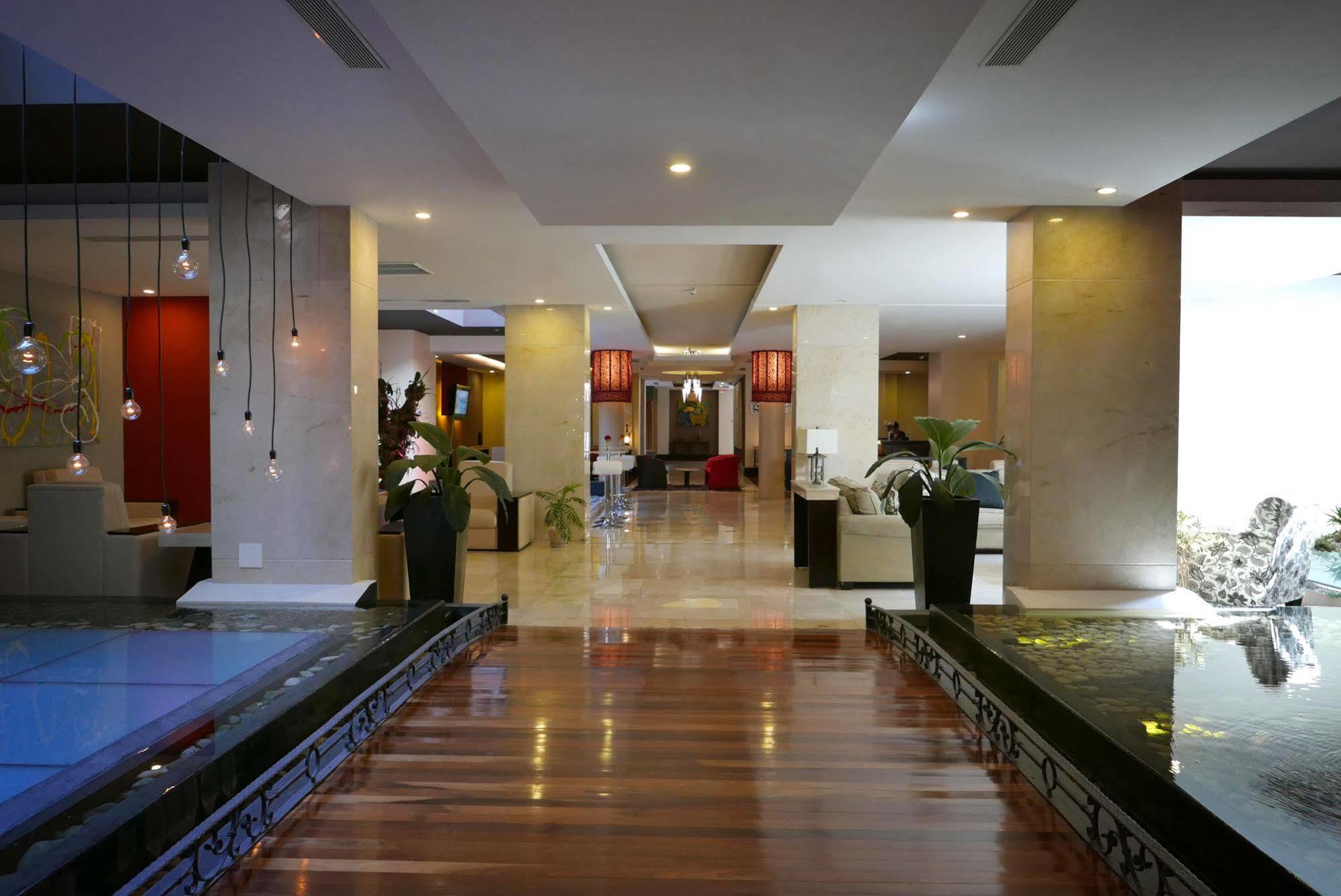 Torres Del Lago Suites And Apartments San José Buitenkant foto