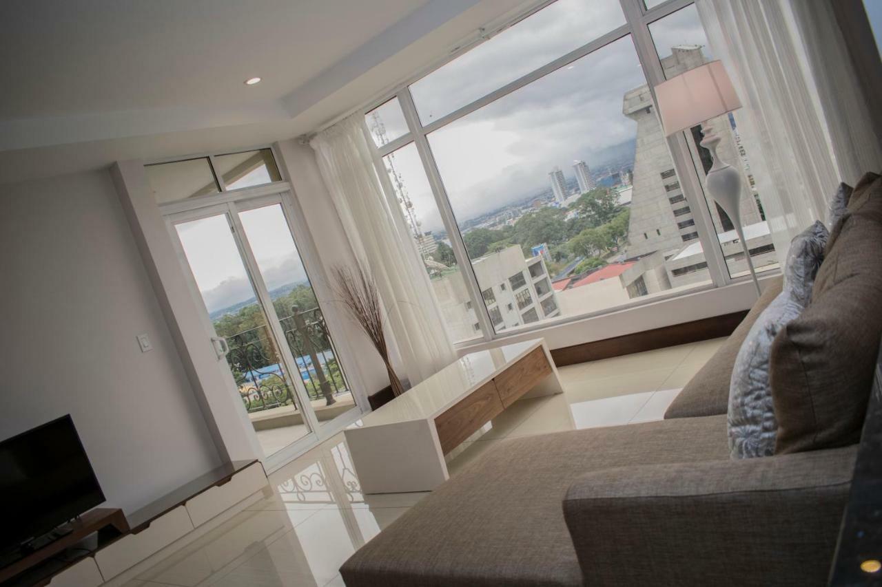 Torres Del Lago Suites And Apartments San José Buitenkant foto